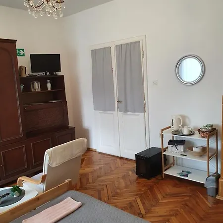 Citadela Konukevi 3*